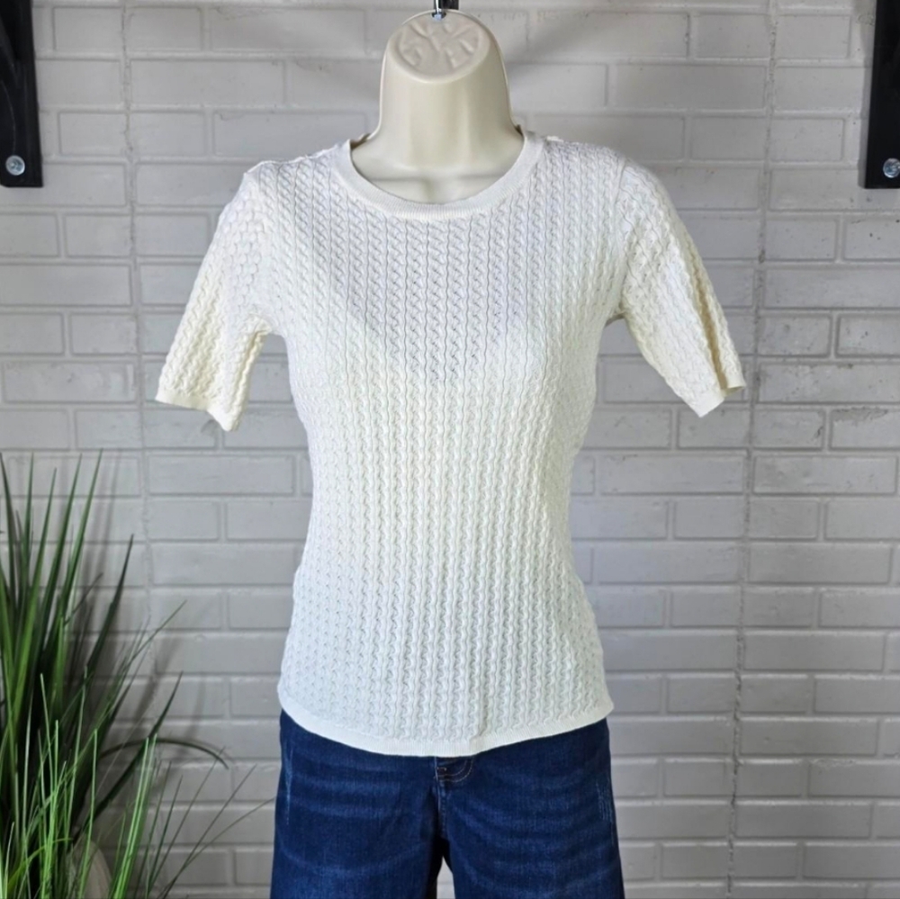 Elie Tahari Cream Knit Short Sleeve Top